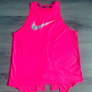 Nike dri fit Tank size L